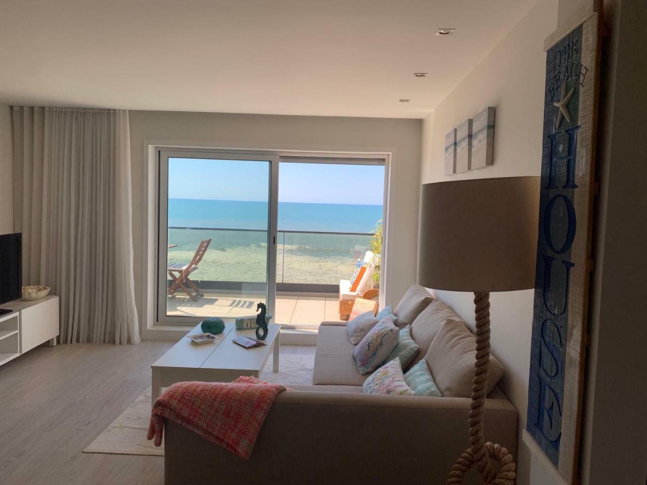 Front Beach Apartment Póvoa de Varzim Εξωτερικό φωτογραφία